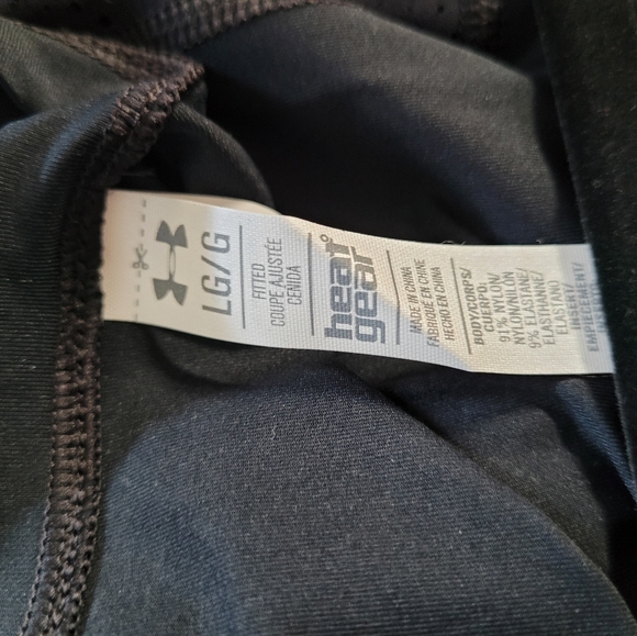 Under Armor black fitted long sleeve shirt in L - Picture 6 of 6